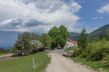 هتل Turistična Kmetija Toman