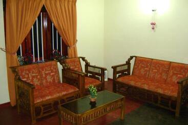 پانسیون Family Guest House