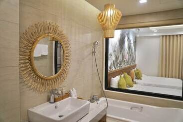 پانسیون Flc Sea Tower   Quynhon Homes