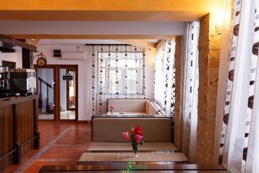 Pension Delta Miraj
