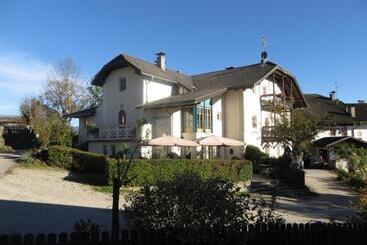 Pension Grünbacher