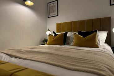 Rooms Near Me   Central Birmingham Free Parking