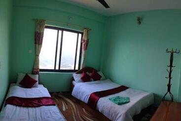 Sarangkot Hotel New Galaxy