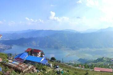Sarangkot Hotel New Galaxy