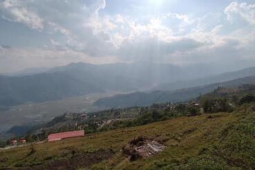 Sarangkot Hotel New Galaxy