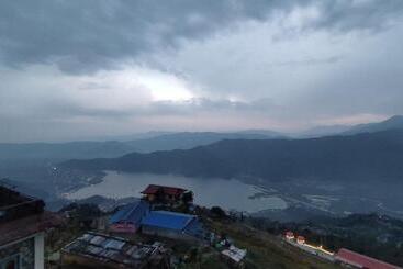 Sarangkot Hotel New Galaxy