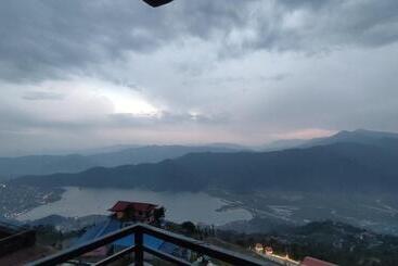 Sarangkot Hotel New Galaxy