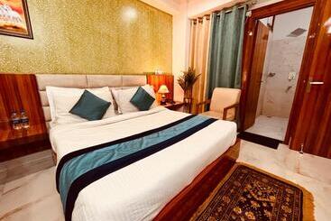 Sitara Hotels & Resorts   A Lavish & Luxury Stay