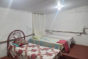 هاستل Cama 01 No Quarto Compartilhado