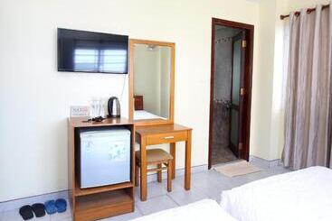Amis Hotel Trung Tâm Gần Biển