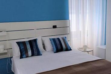 B&b Sandé