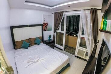 Enjoy Free Sauna And Pool Access, Save 70 Percent This Month On A Deluxe Unit In Manila With A Balco