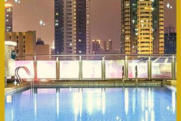 Enjoy Free Sauna And Pool Access, Save 70 Percent This Month On A Deluxe Unit In Manila With A Balco