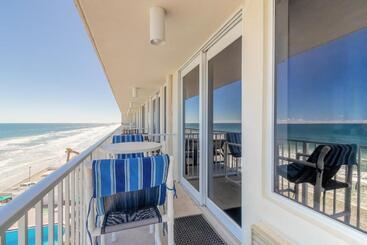 Hbr Direct Oceanfront Condo, Daytona Beach, Sleeps 4