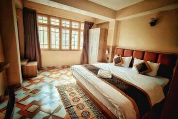 هتل Broz Nazom Retreat Gangtok
