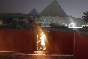 هتل Energy Of Pyramid