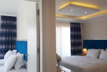 هتل Casablanca Suites