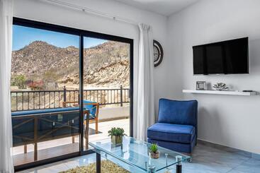 هتل Morgan Residences 607