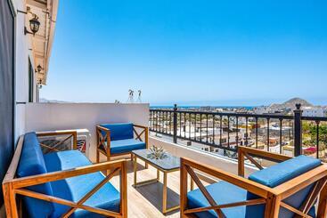 هتل Morgan Residences 607a
