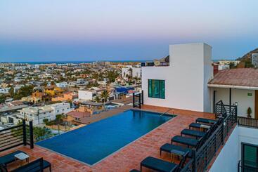 هتل Morgan Residences 607a