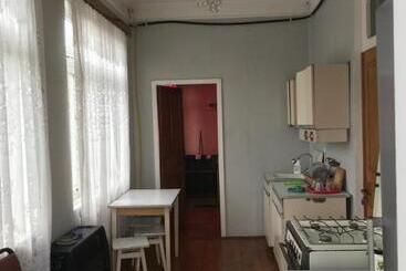 پانسیون Guest House Nana