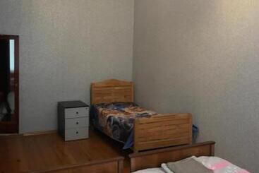 پانسیون Guest House Nana