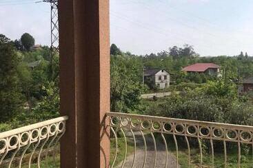 پانسیون Guest House Nana