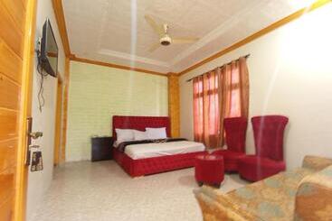 River Breeze Family Hotel, Swat