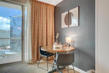 Studio Suite 25th Flr Mgm Signature  Balcony Strip View