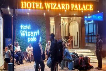 U2 Hotel Wizard Palace