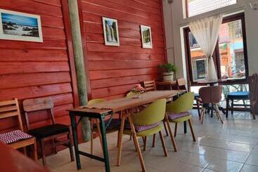Via Hostel Pakse
