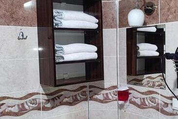 Yeni Van Otel