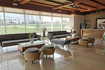Condo Unit At Cool Suites Smdc Wind Tagaytay