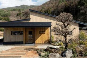 هتل 7c Villa And Winery