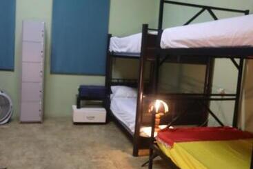 호텔 Krishna Guest House