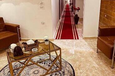 هتل Locanda Pyramids View