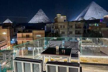 هتل Locanda Pyramids View