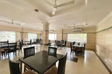 Rockbay, Puri Swimming Pool, Near Sea Beach And Temple Fully Air Conditioned Hotel With Lift And Par