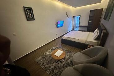 هتل Ruhondo Beach Resort