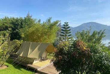 هتل Ruhondo Beach Resort