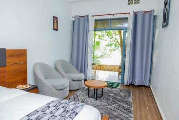 هتل Ruhondo Beach Resort