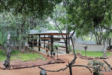 هتل The Wild Horizon Lodge