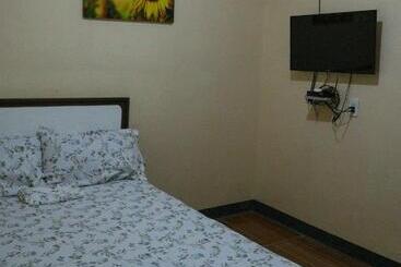 هتل Villa Elsie Resort And