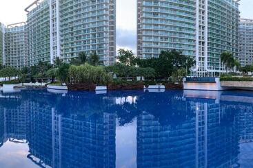 Manila Homes Azure 1br Beach View