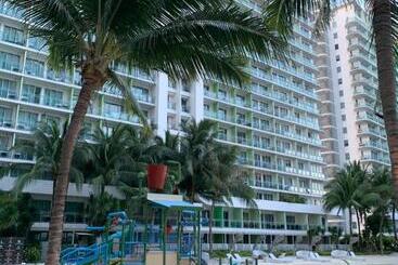 Manila Homes Azure 1br Beach View
