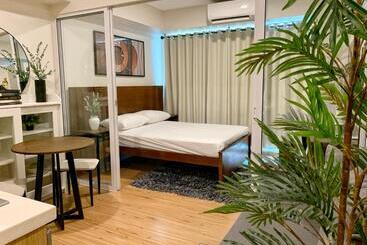 Manila Homes Azure 1br Beach View