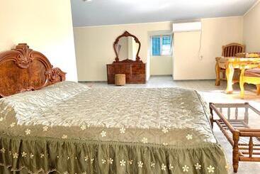 پانسیون Central Guesthouse