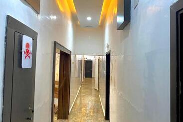 Rove Luxury Hotel And Suites