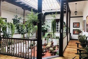 تختخواب و صبحانه Casa Macondo