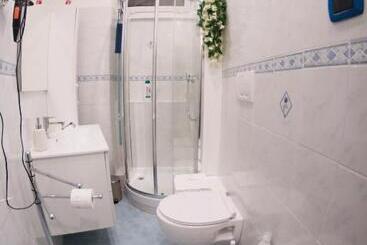 تختخواب و صبحانه Puglia Sunshine Guest House